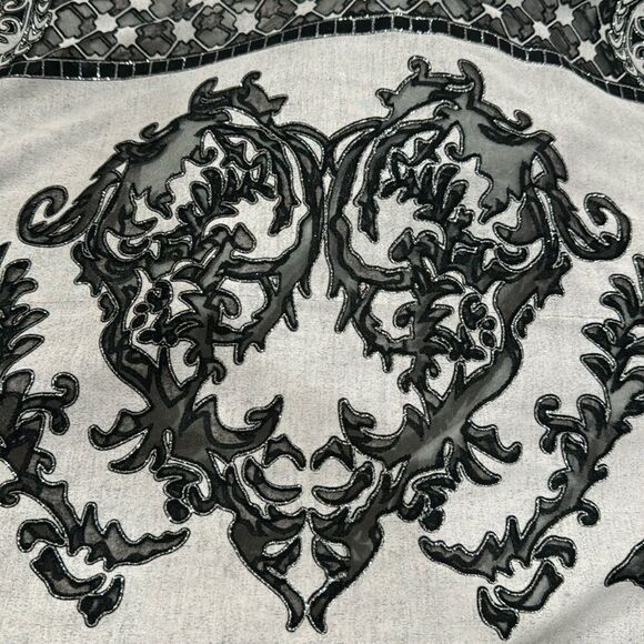 7 WAY SCARF. FOLLOW YOUR HEART. - Picture 4 of 7